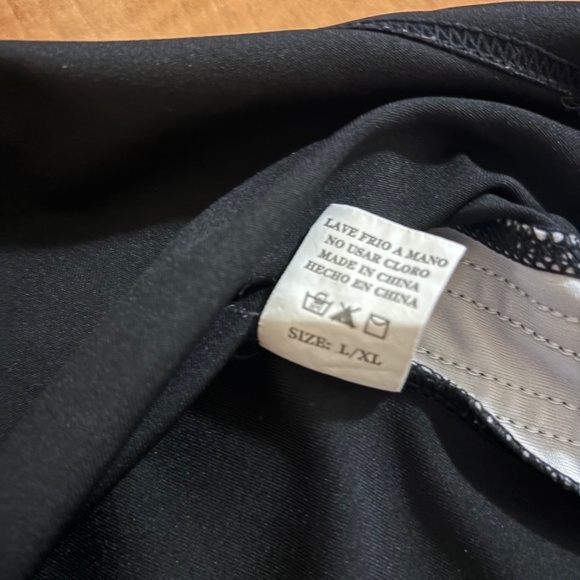 Nike For Woman * Training / Workout Racer Back Tank Top * Size Large / XL - Picture 8 of 8